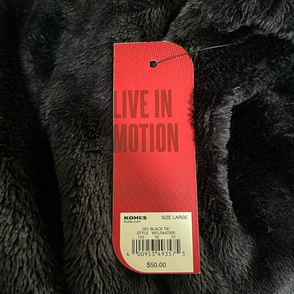 FILA Sweater - Large - Picture 6 of 10